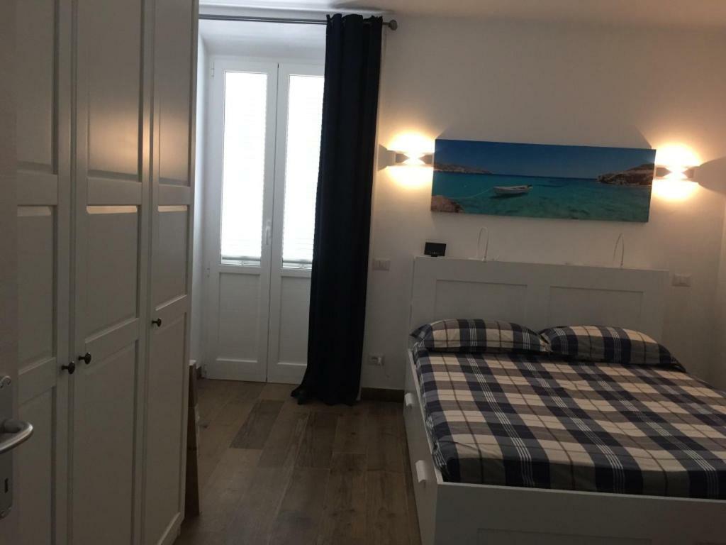 דירות ואדה La Casa Di Rosi Al Mare מראה חיצוני תמונה